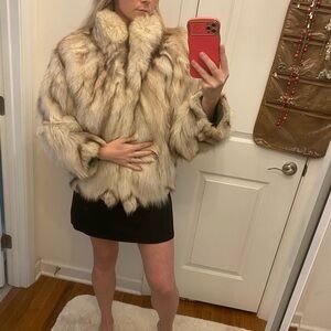 Vintage Authentic Anchorage Fur Factory Off White Artic Fox Fur Jacket